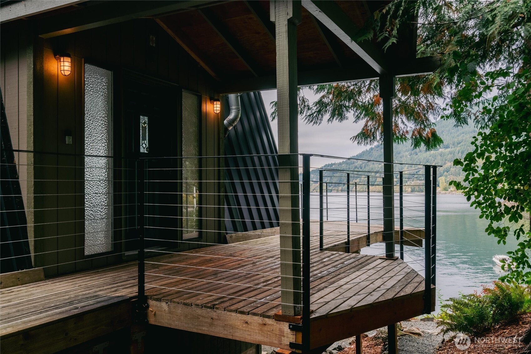 286 Chuckanut Point Road Bellingham, WA 98229 - Photo 5 of 40 Gallery Image 5