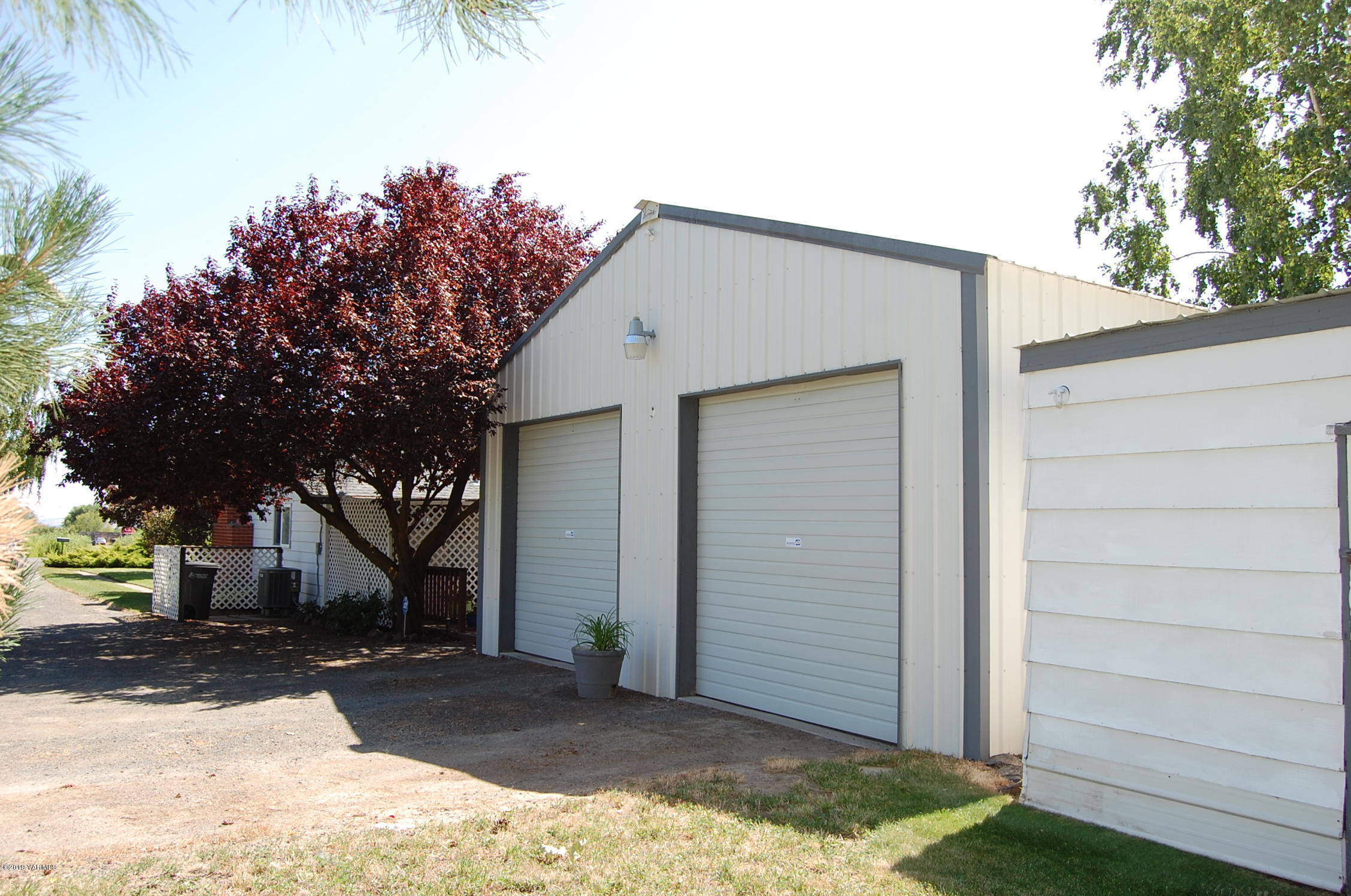 2710 Nelson Road Yakima, WA 98903 - Photo 27 of 30 a view of a house with a yard