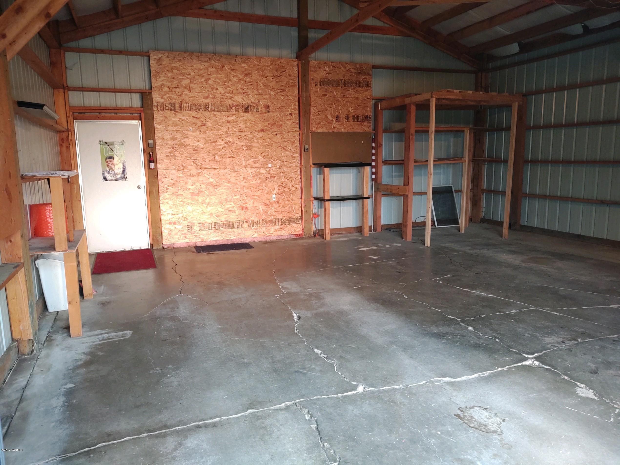 2710 Nelson Road Yakima, WA 98903 - Photo 29 of 30 a view of a storage & utility room