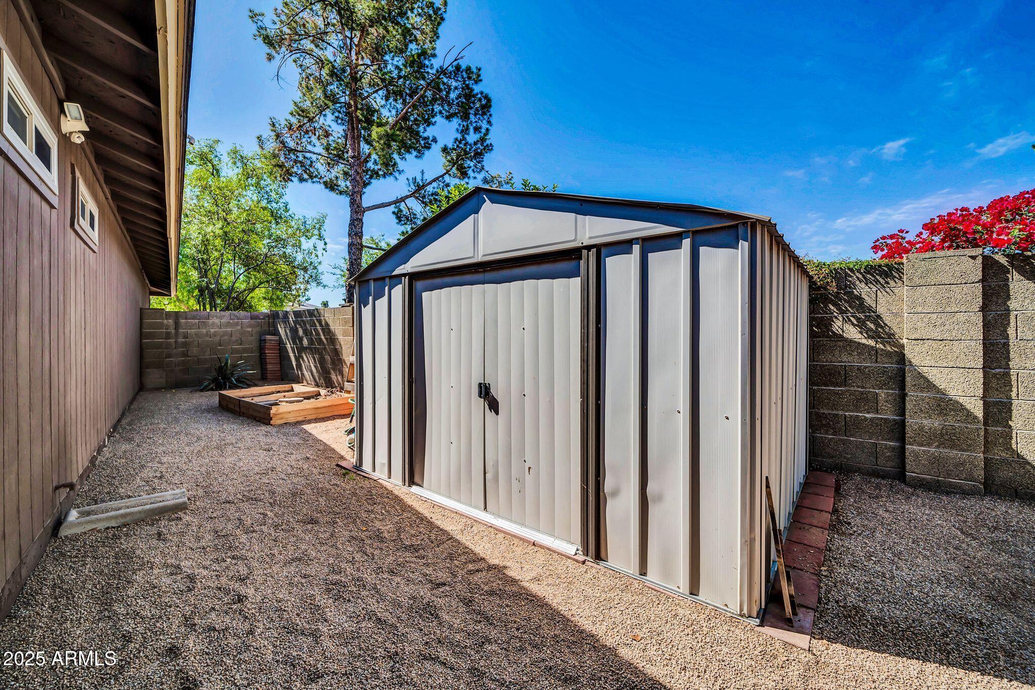 3736 West Wagoner Road Phoenix, AZ 85308 - Photo 38 of 39 3736 W Wagoner Rd-38