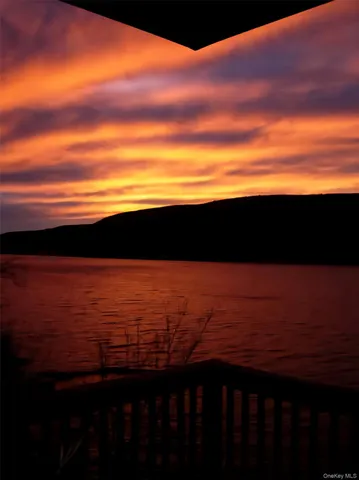 $1,599,000 | 10 Van Orden Lane, Greenwood Lake, NY 10925