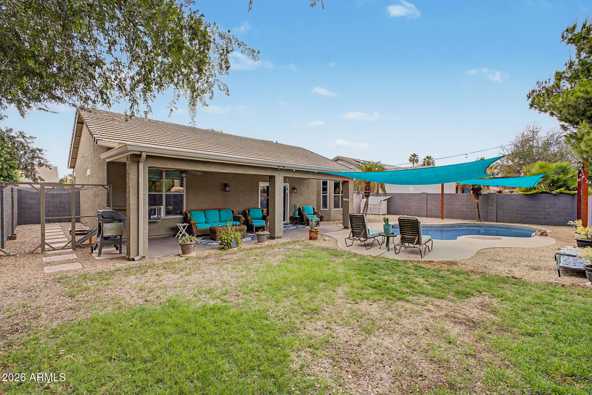 106 East Smoke Tree Road Gilbert, AZ 85296 - Photo 27 of 29