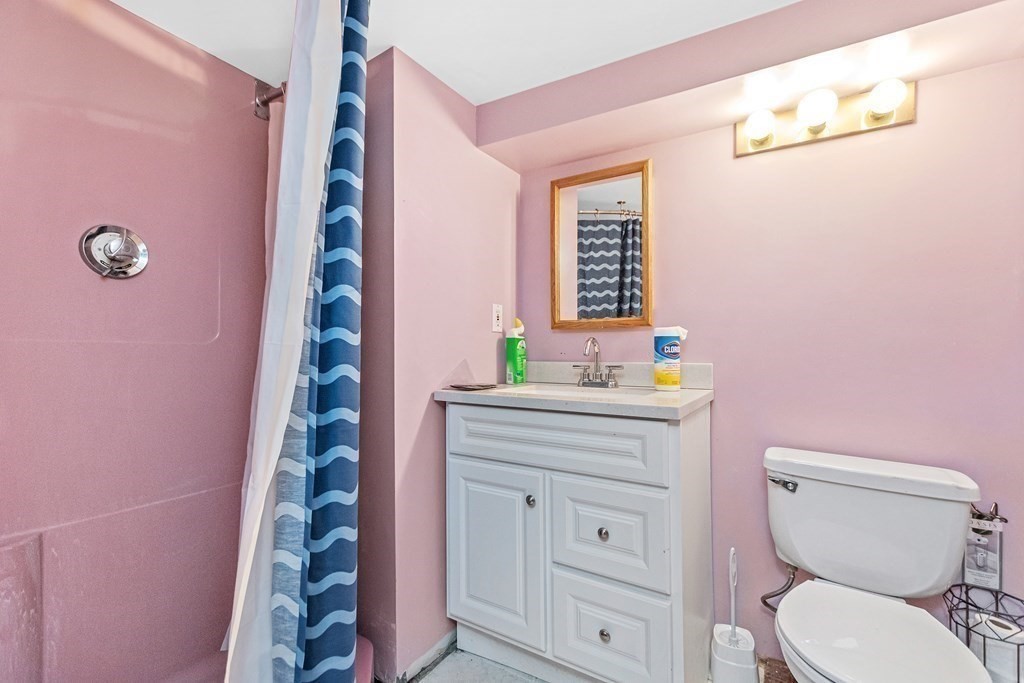 1112 Trapelo Road Waltham, MA 02451 - Photo 29 of 30