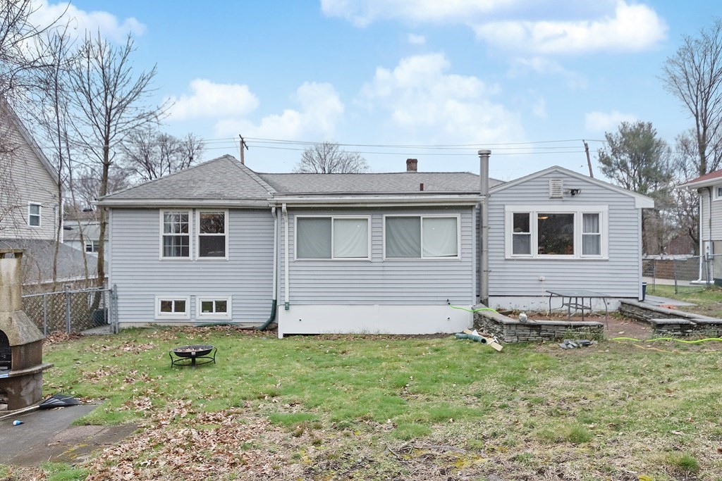 1112 Trapelo Road Waltham, MA 02451 - Photo 5 of 30