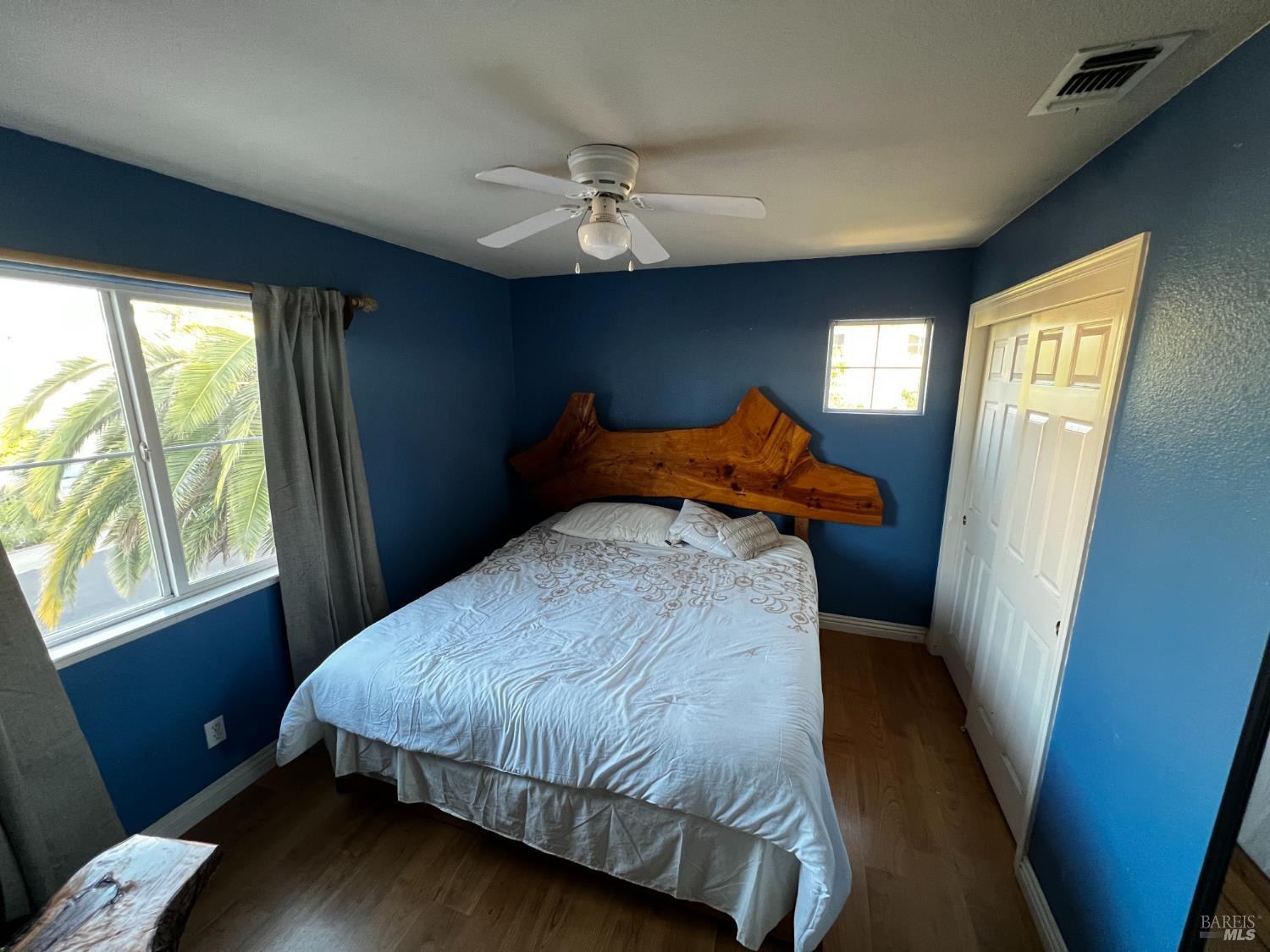 40 Curtis Court Bay Point, CA 94565 - Photo 8 of 18 a bedroom with a bed and a window