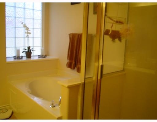 5114 Spring Brook Drive Corpus Christi, TX 78413 - Photo 5 of 5 a bathroom with a tub