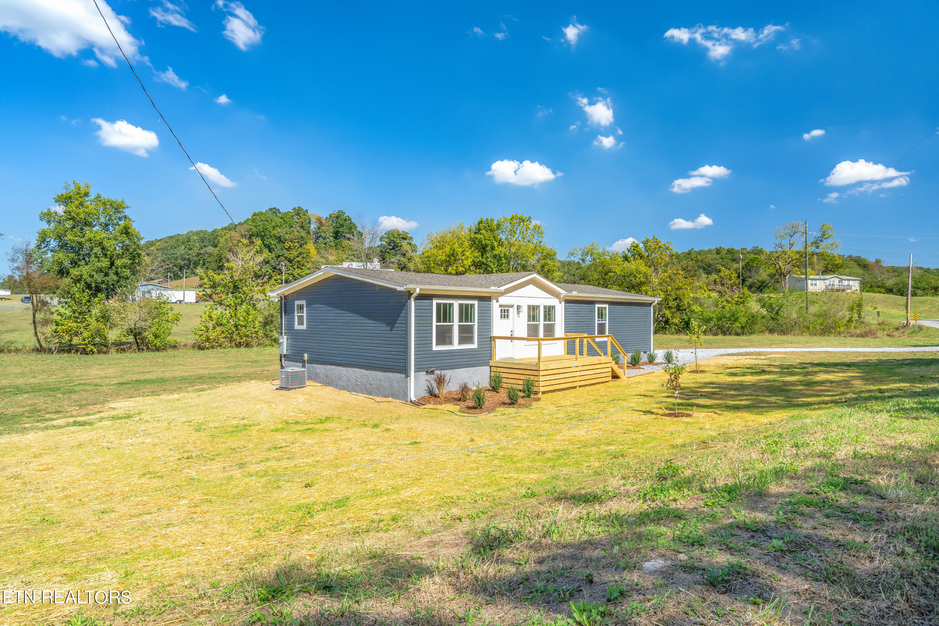 13550 Blue Springs Road Philadelphia, TN 37846 - Photo 42 of 58 13550 Blue Springs Road-16