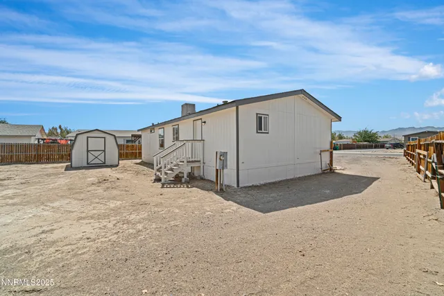 $309,900 | 863 Jennys Lane, Fernley, NV 89408