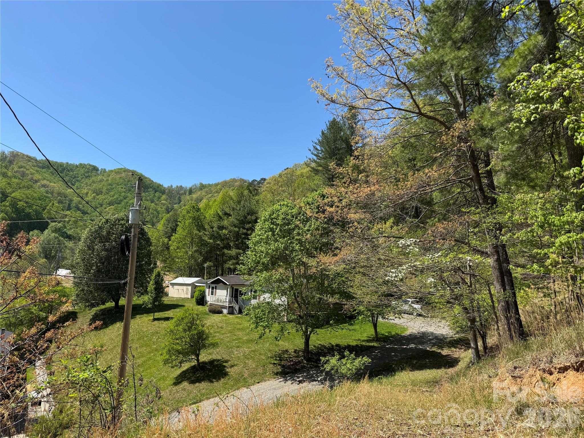 942 Fisher Branch Road Marshall, NC 28753 - Photo 36 of 38