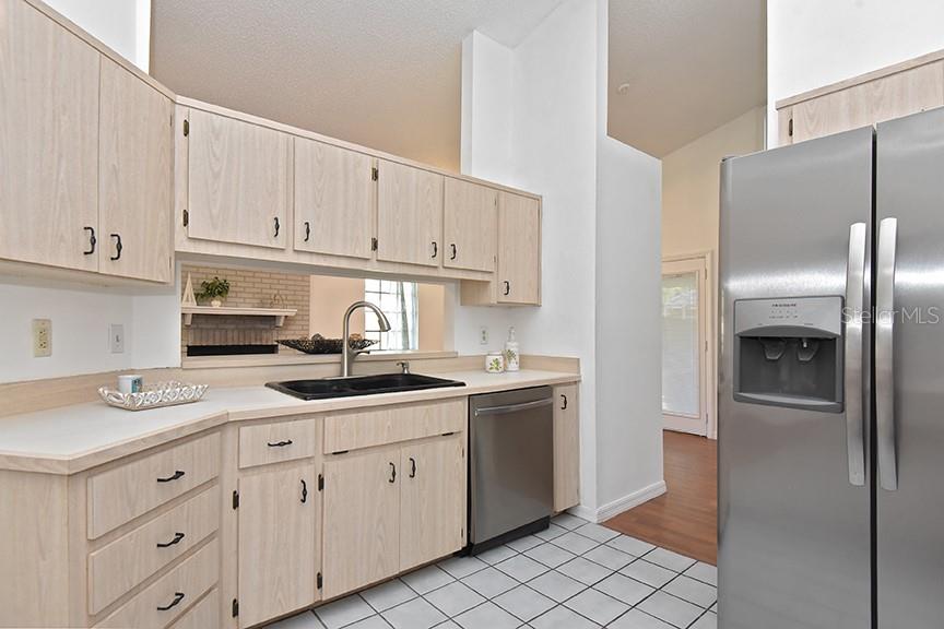 2213 Pine Tree Drive Edgewater, FL 32141 - Photo 3 of 42