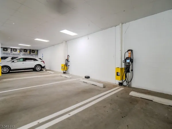 $2,600 | 173 Morris Street, Unit 213, Morristown, NJ 07960