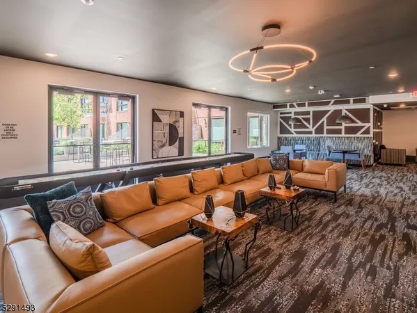 $2,600 | 173 Morris Street, Unit 213, Morristown, NJ 07960