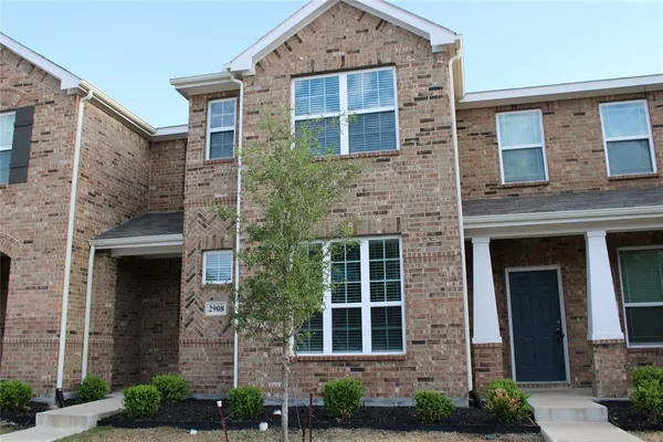 $2,400 | 2908 Mare Drive, Mesquite, TX 75150