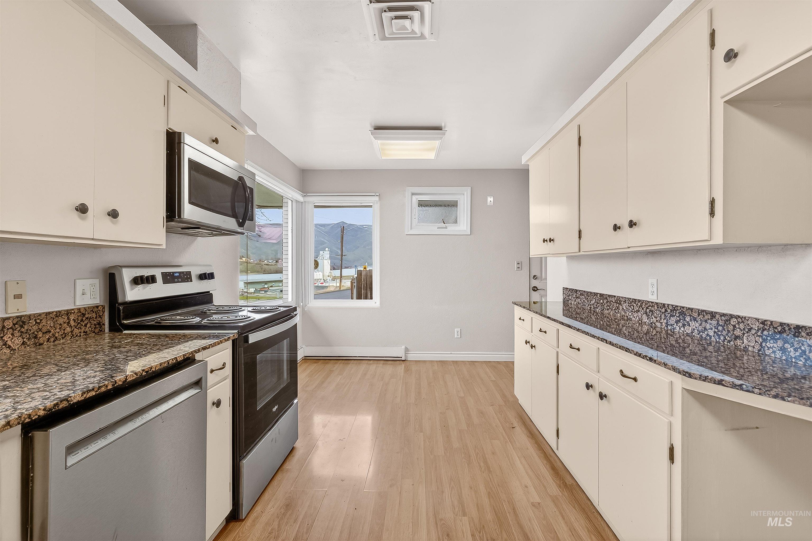 1615 Prospect Avenue Lewiston, ID 83501 - Photo 14 of 47