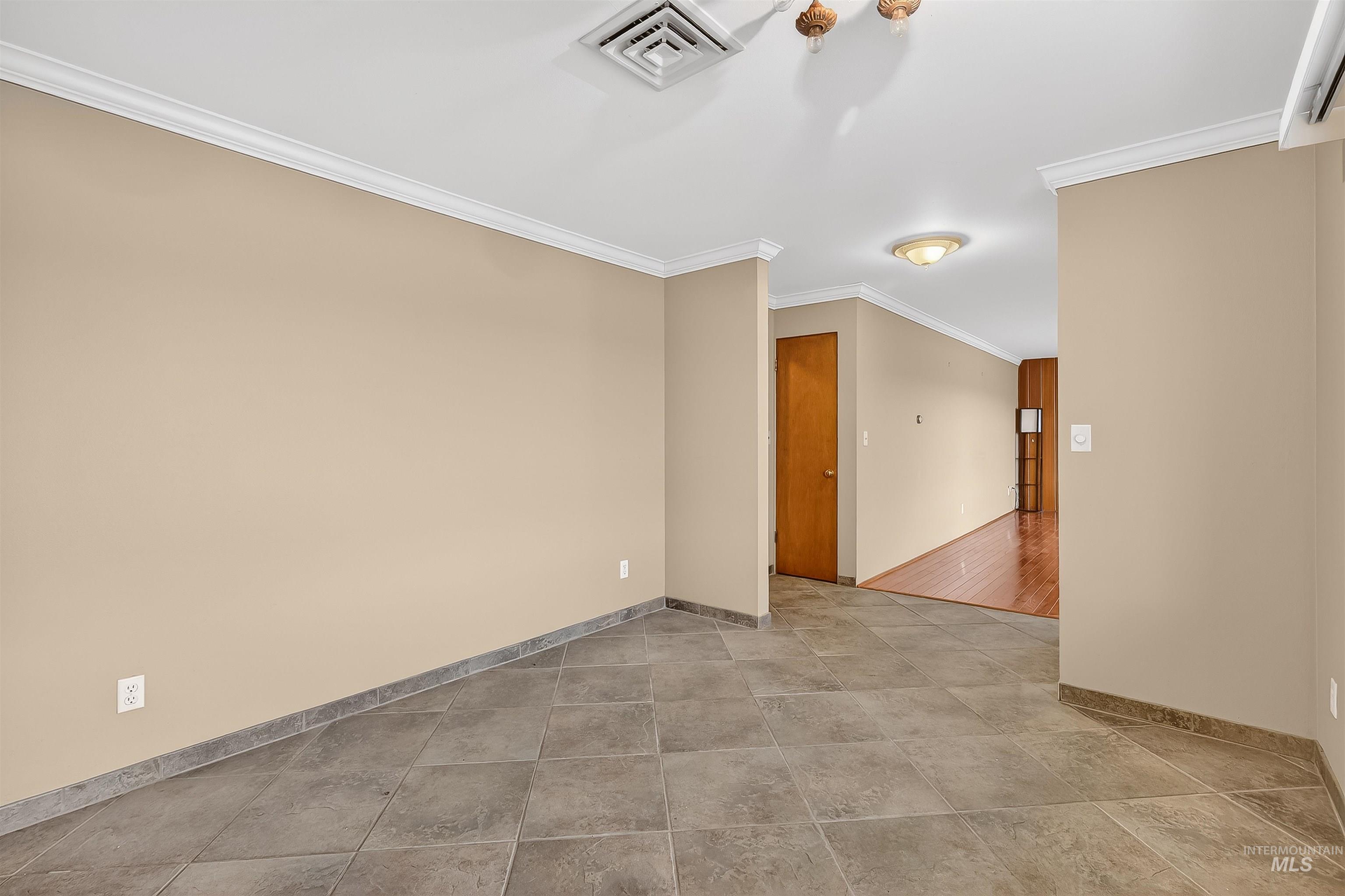 1615 Prospect Avenue Lewiston, ID 83501 - Photo 10 of 47