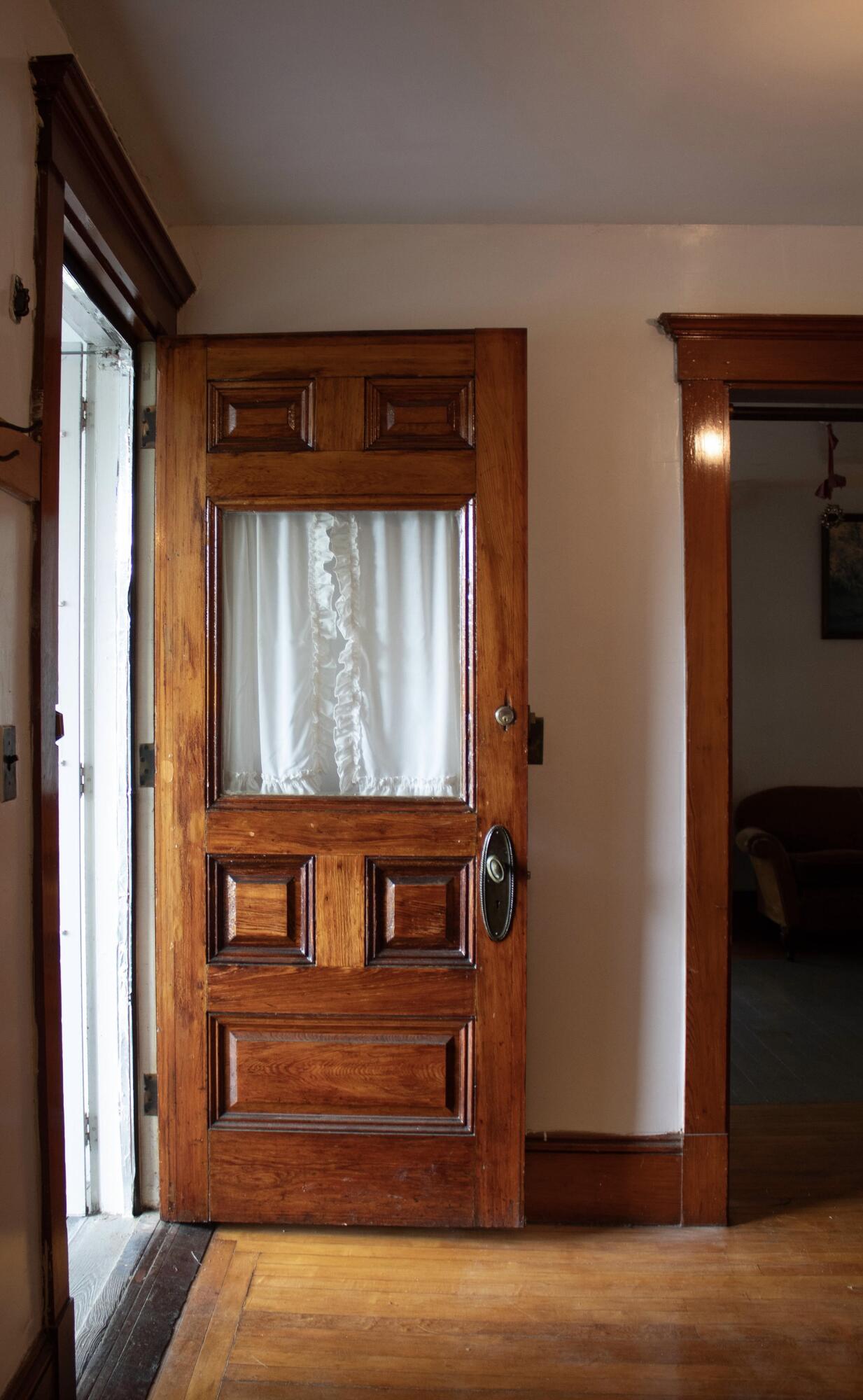 25 Pleasant Street Vinalhaven, ME 04863 - Photo 13 of 32 IMG_6624