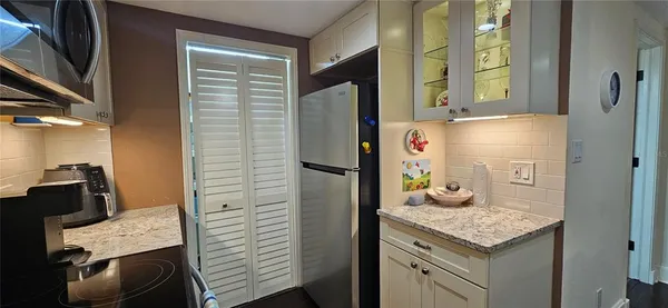 $1,800 | 36750 Highway 19, Unit 4102, Palm Harbor, FL 34684