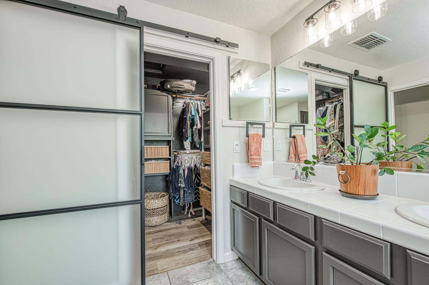 5855 East Platt Avenue Fresno, CA 93727 - Photo 46 of 57 a kitchen with a refrigerator and sink