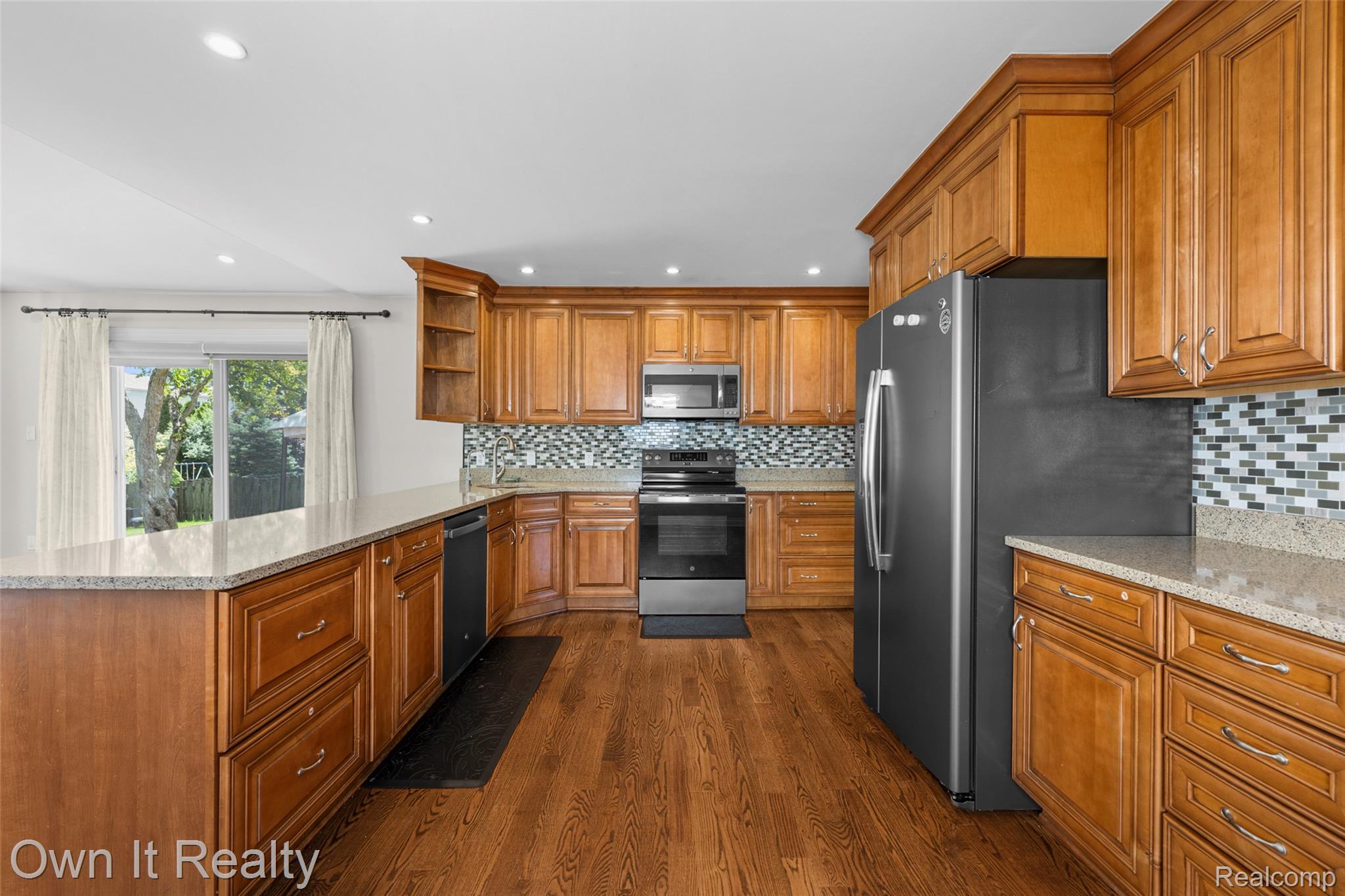 365 Princeton Street Canton, MI 48188 - Photo 13 of 43 11.jpg