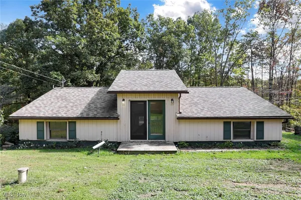 $169,900 | 852 Wallace Road, Little Hocking, OH 45742