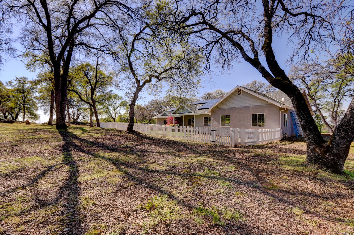 19890 Perimeter Road Grass Valley, CA 95949 - Photo 59 of 95