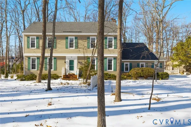 $585,000 | 3000 Vistapoint Road, Midlothian, VA 23113