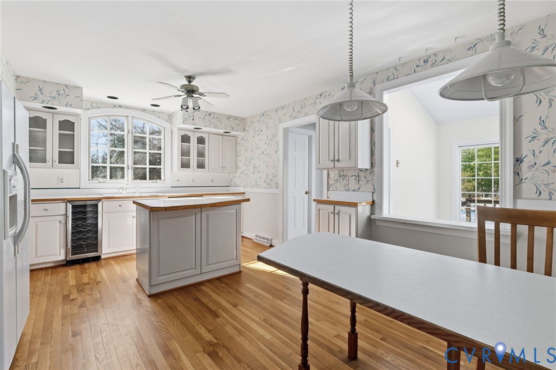 3000 Vistapoint Road Midlothian, VA 23113 - Photo 12 of 32 Kitchen with Island and Walk In Pantry off to Righ