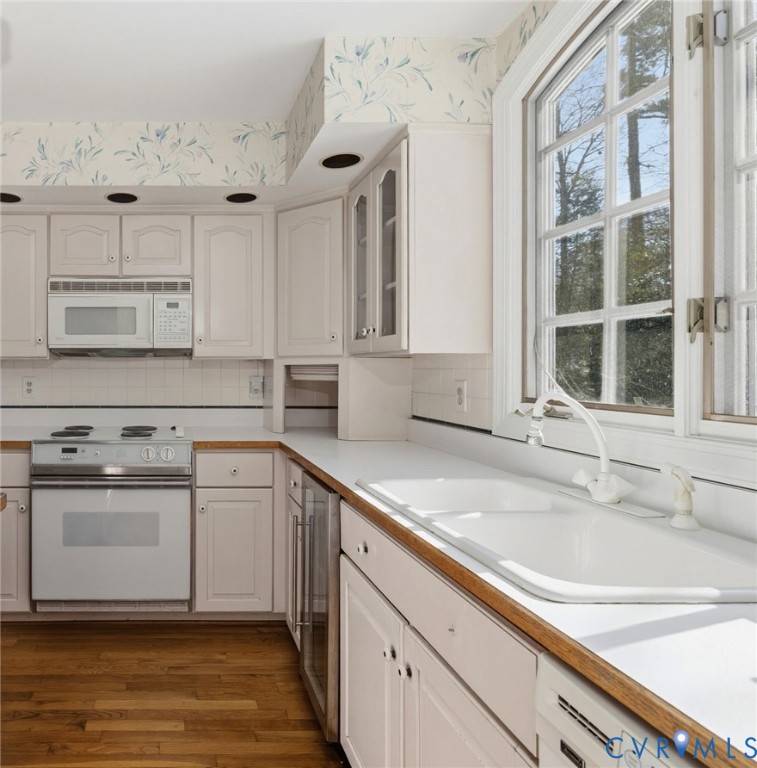 3000 Vistapoint Road Midlothian, VA 23113 - Photo 13 of 32 Kitchen