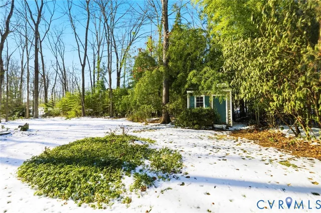 $585,000 | 3000 Vistapoint Road, Midlothian, VA 23113