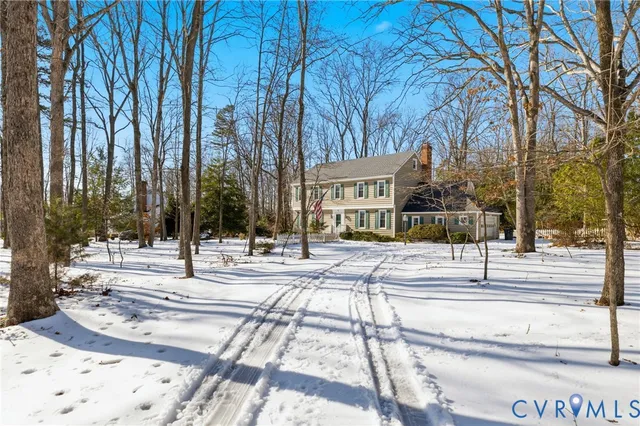 $585,000 | 3000 Vistapoint Road, Midlothian, VA 23113