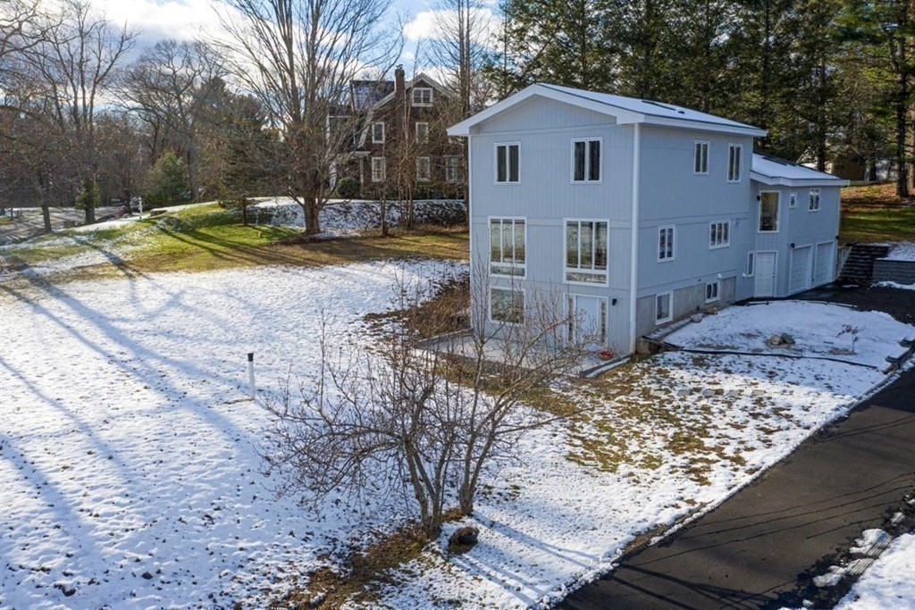 181 Claybrook Road Dover, MA 02030 - Photo 41 of 41 Gallery Image 41