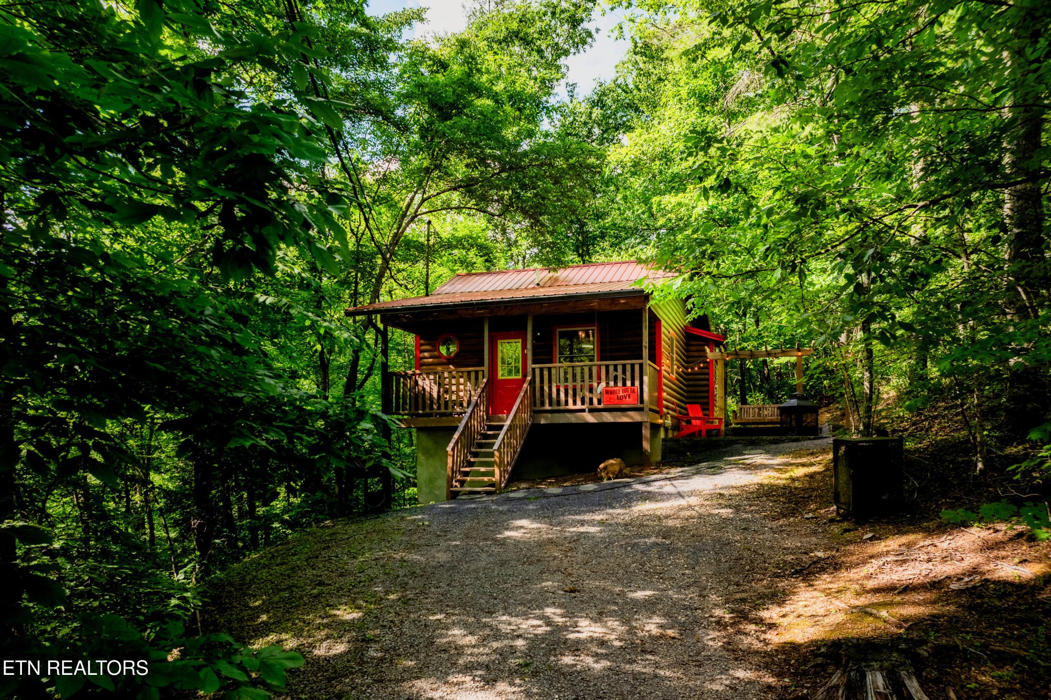1044 Little Cove Road Sevierville, TN 37863 - Photo 29 of 31 Gallery Image 29