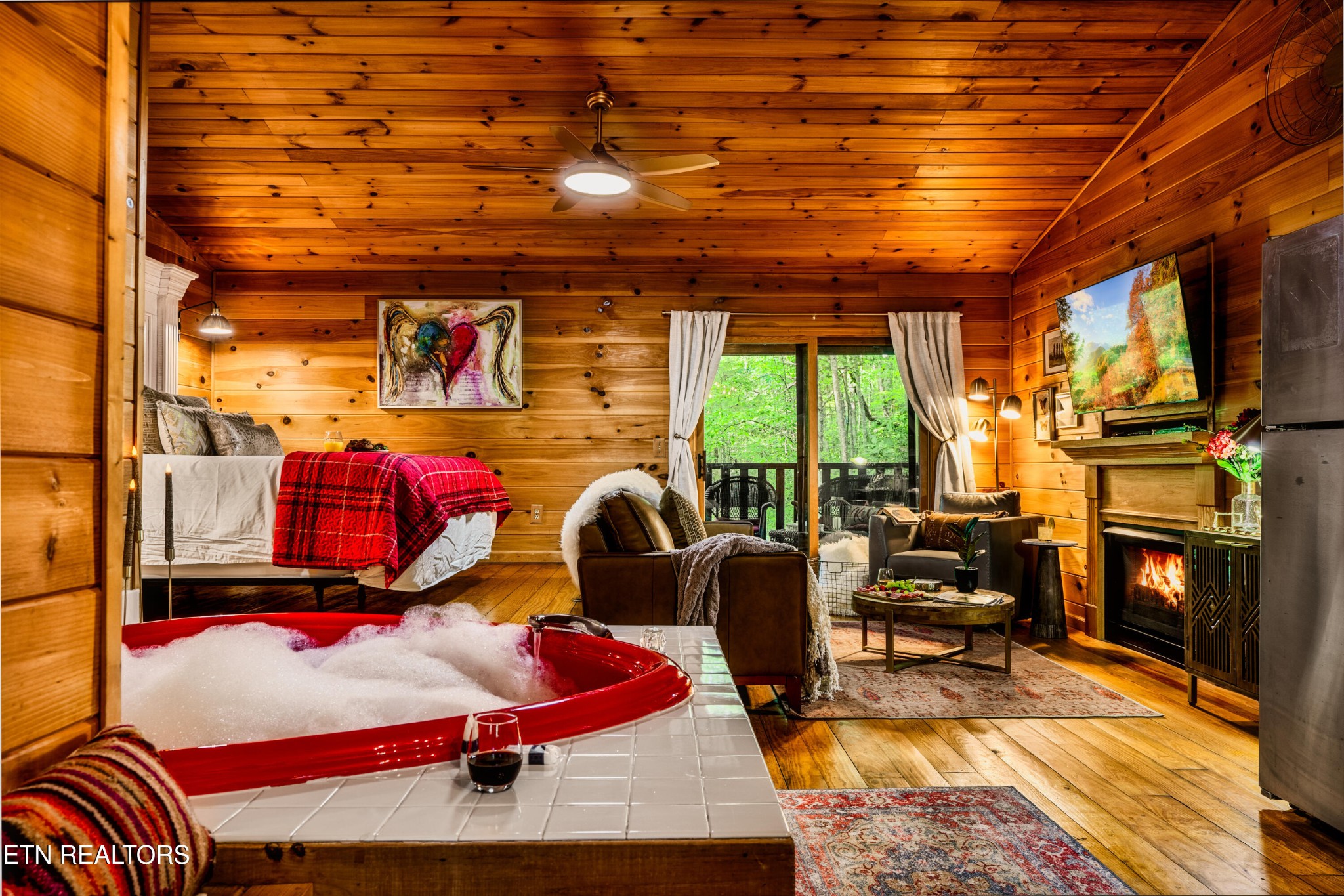 1044 Little Cove Road Sevierville, TN 37863 - Photo 8 of 31 Gallery Image 8