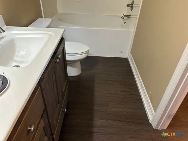 $1,150 | 2710 South Clear Creek Road, Unit 204, Killeen, TX 76549