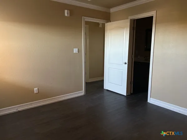 $1,150 | 2710 South Clear Creek Road, Unit 204, Killeen, TX 76549