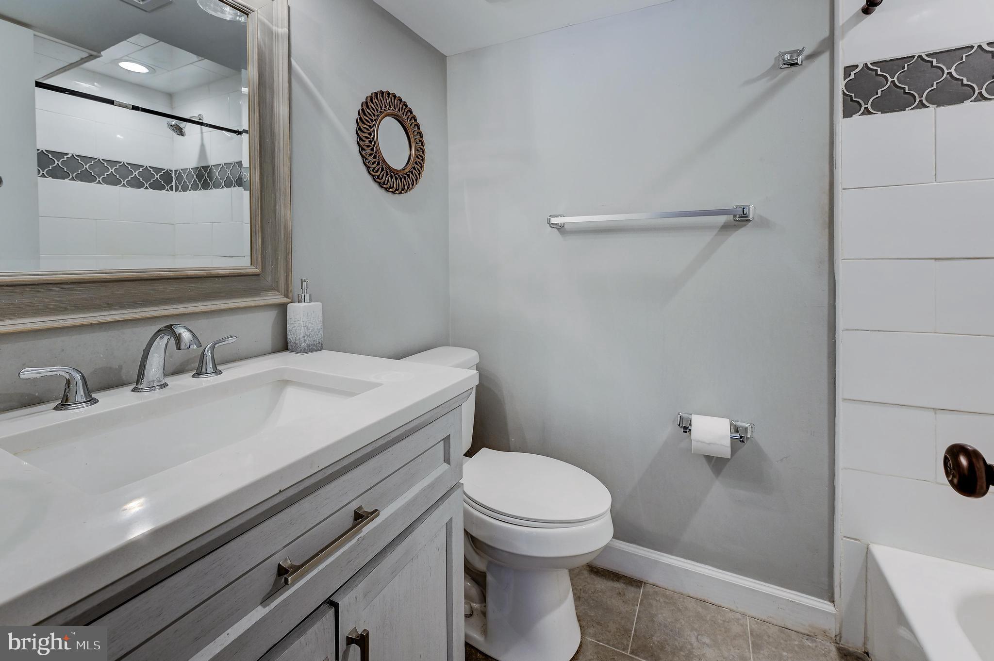 101 Christopher Mill Road Medford, NJ 08055 - Photo 20 of 29 Guest Suite Bath