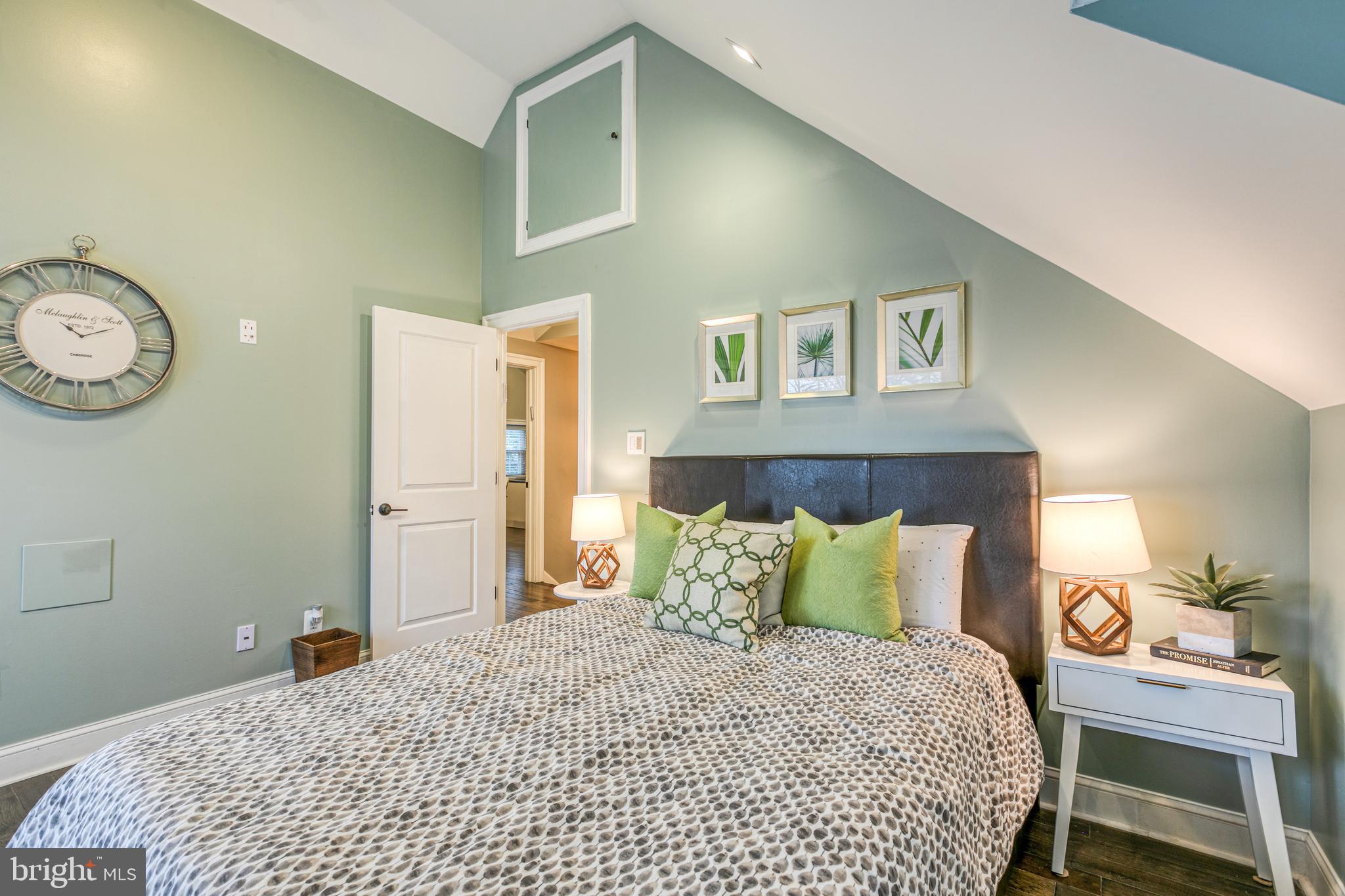 63 Academy Road Bala Cynwyd, PA 19004 - Photo 21 of 37