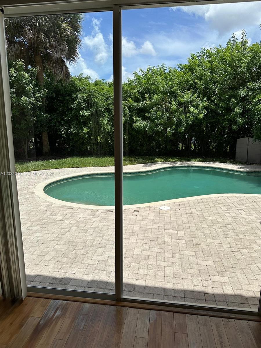 11090 Baybreeze Way Boca Raton, FL 33428 - Photo 3 of 21