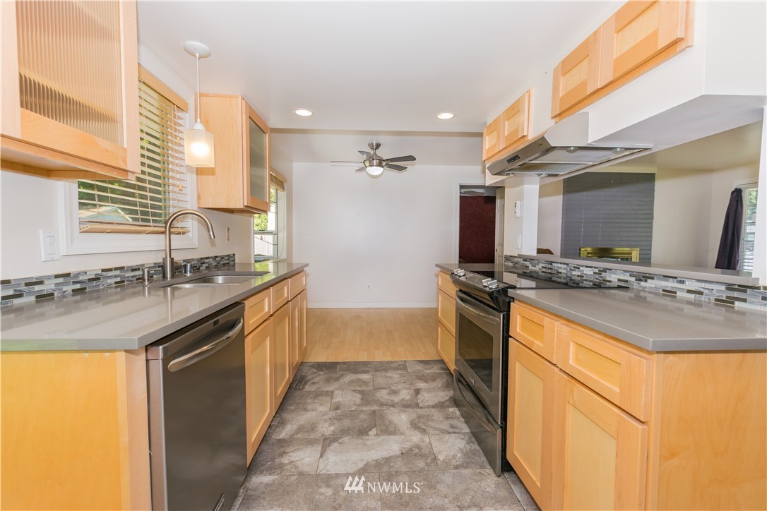 19212 3rd Drive Southeast Bothell, WA 98012 - Photo 5 of 15