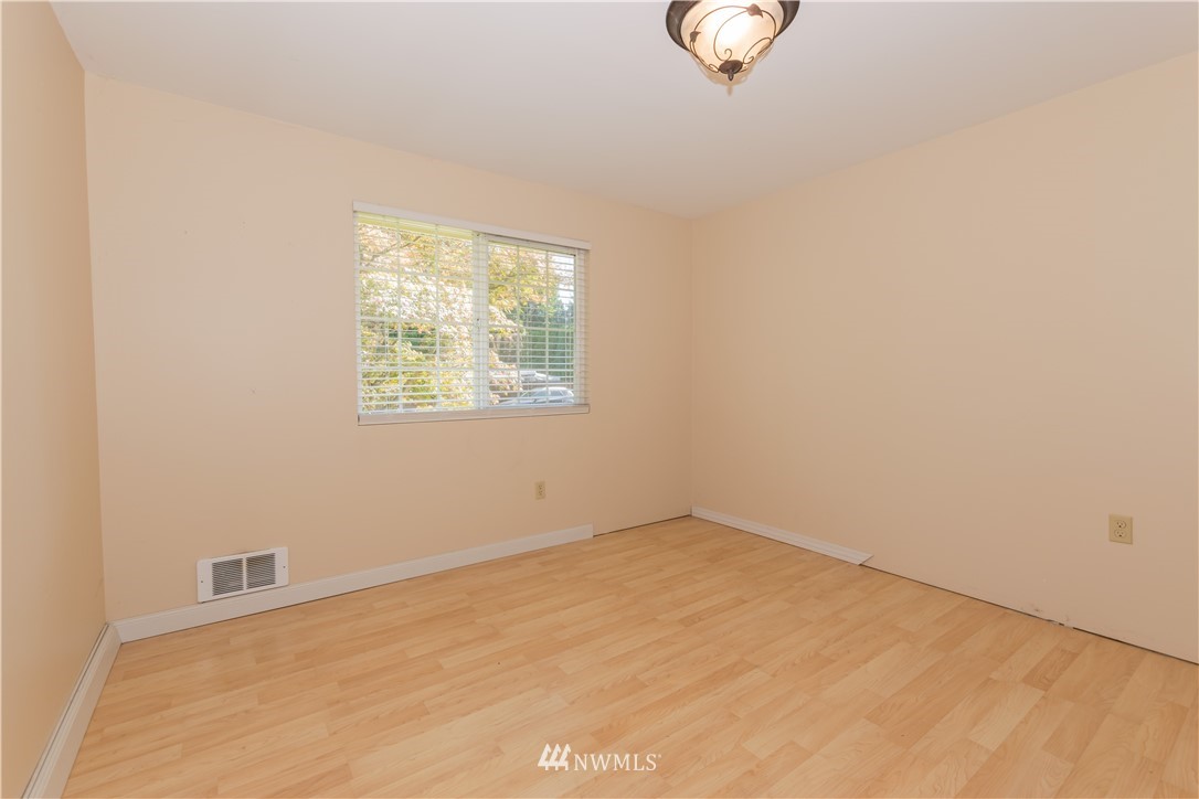 19212 3rd Drive Southeast Bothell, WA 98012 - Photo 9 of 15