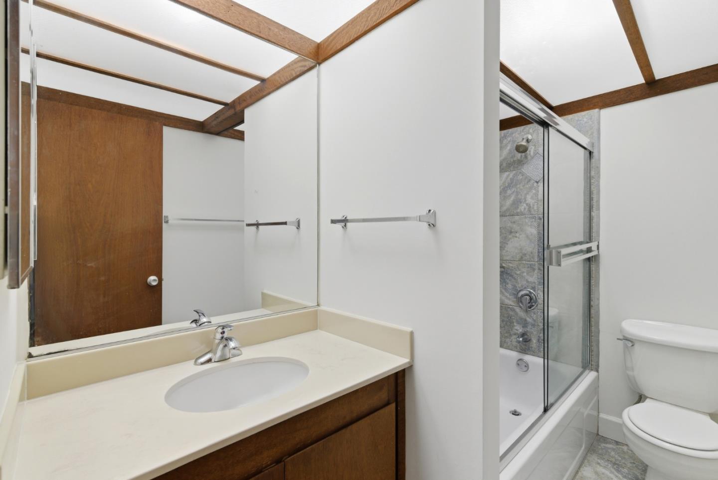 500 West Middlefield Road, Unit 41 Mountain View, CA 94043 - Photo 12 of 37