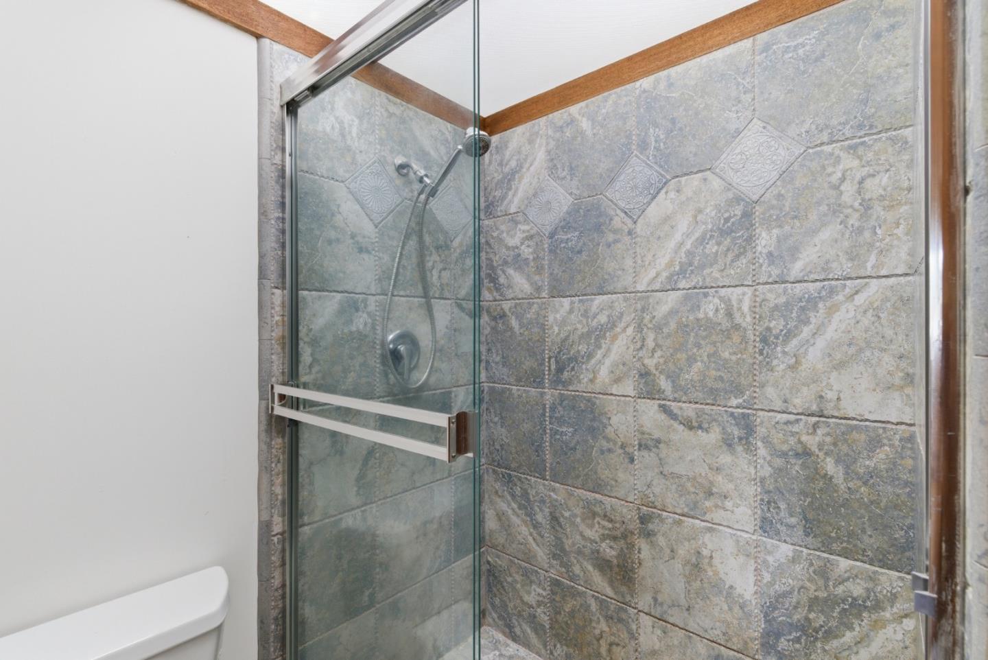 500 West Middlefield Road, Unit 41 Mountain View, CA 94043 - Photo 18 of 37