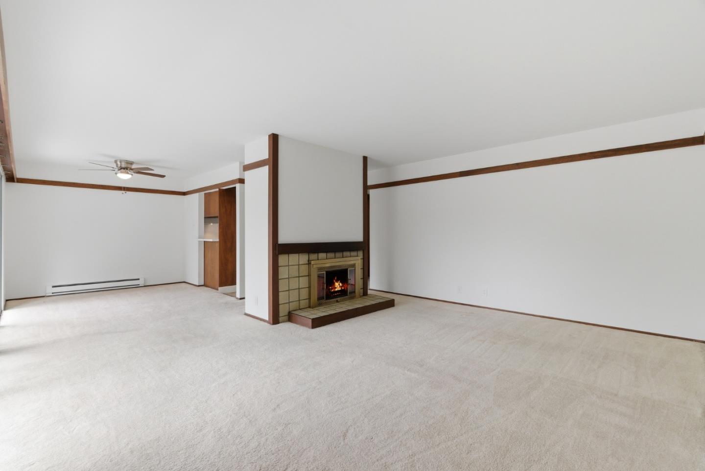 500 West Middlefield Road, Unit 41 Mountain View, CA 94043 - Photo 2 of 37