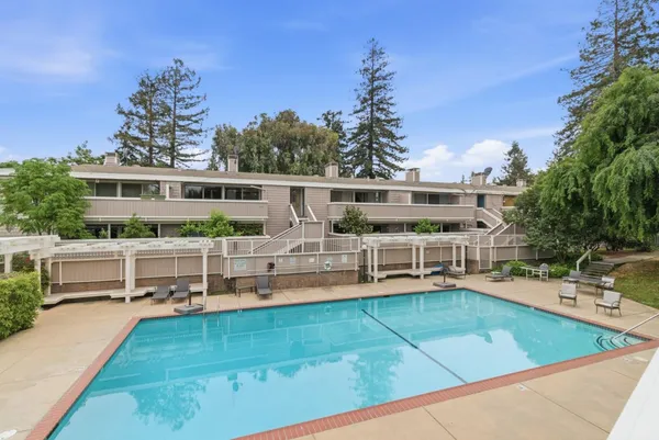 $769,999 | 500 West Middlefield Road, Unit 41, Mountain View, CA 94043