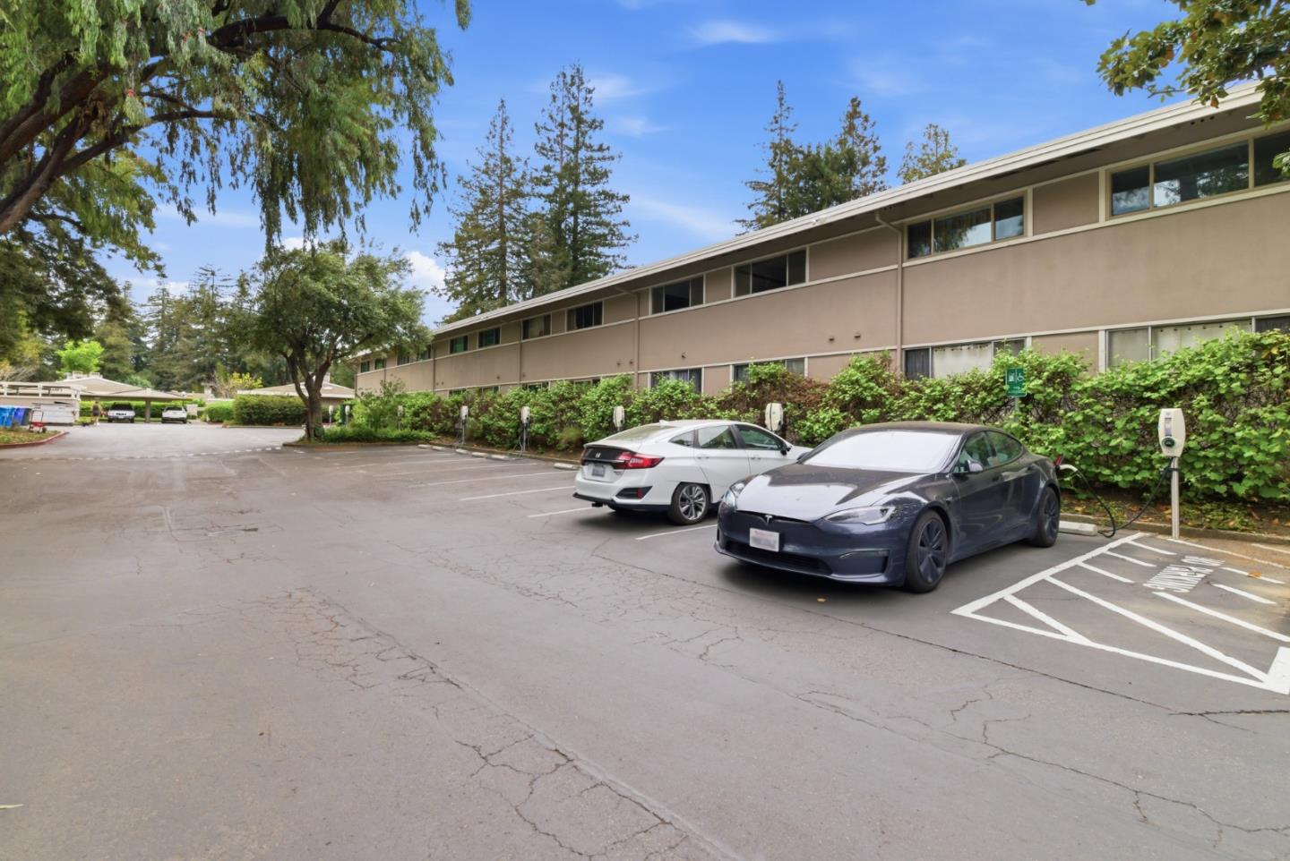 500 West Middlefield Road, Unit 41 Mountain View, CA 94043 - Photo 29 of 37