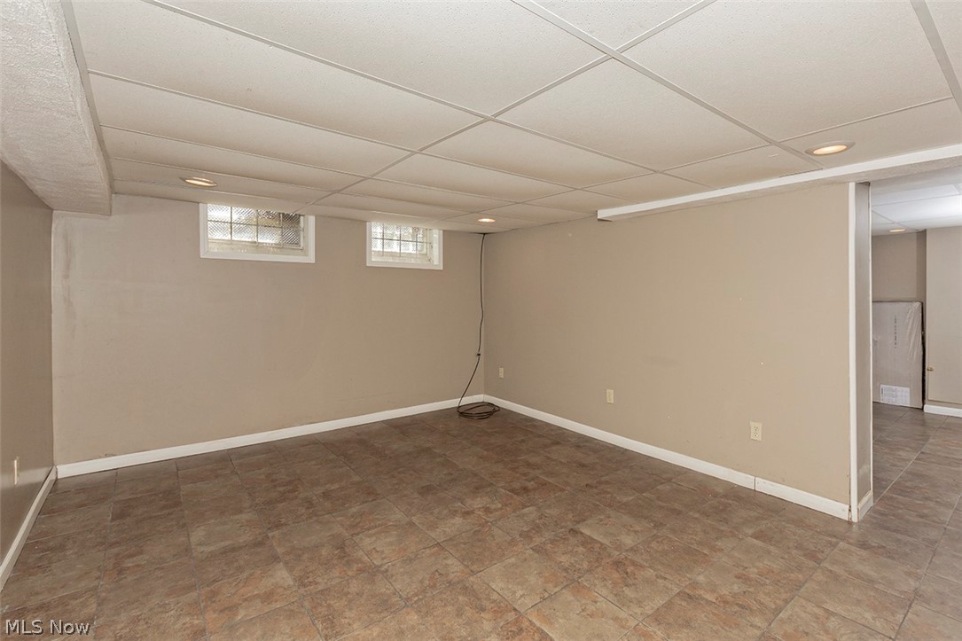 3006 Ludlow Road Cleveland, OH 44120 - Photo 23 of 30 Basement office