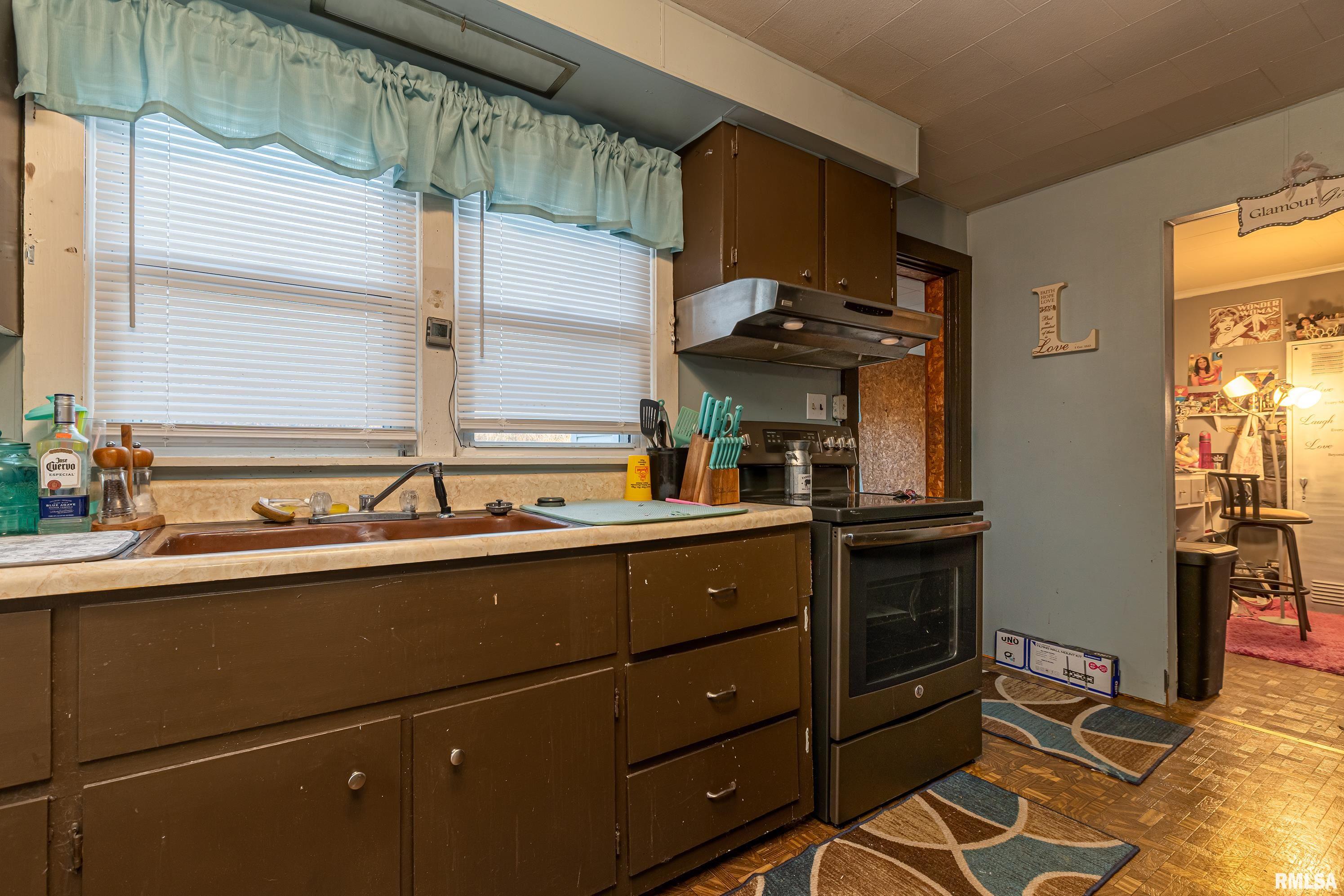 11938 Hudgens Road Marion, IL 62959 - Photo 11 of 24 Gallery Image 11