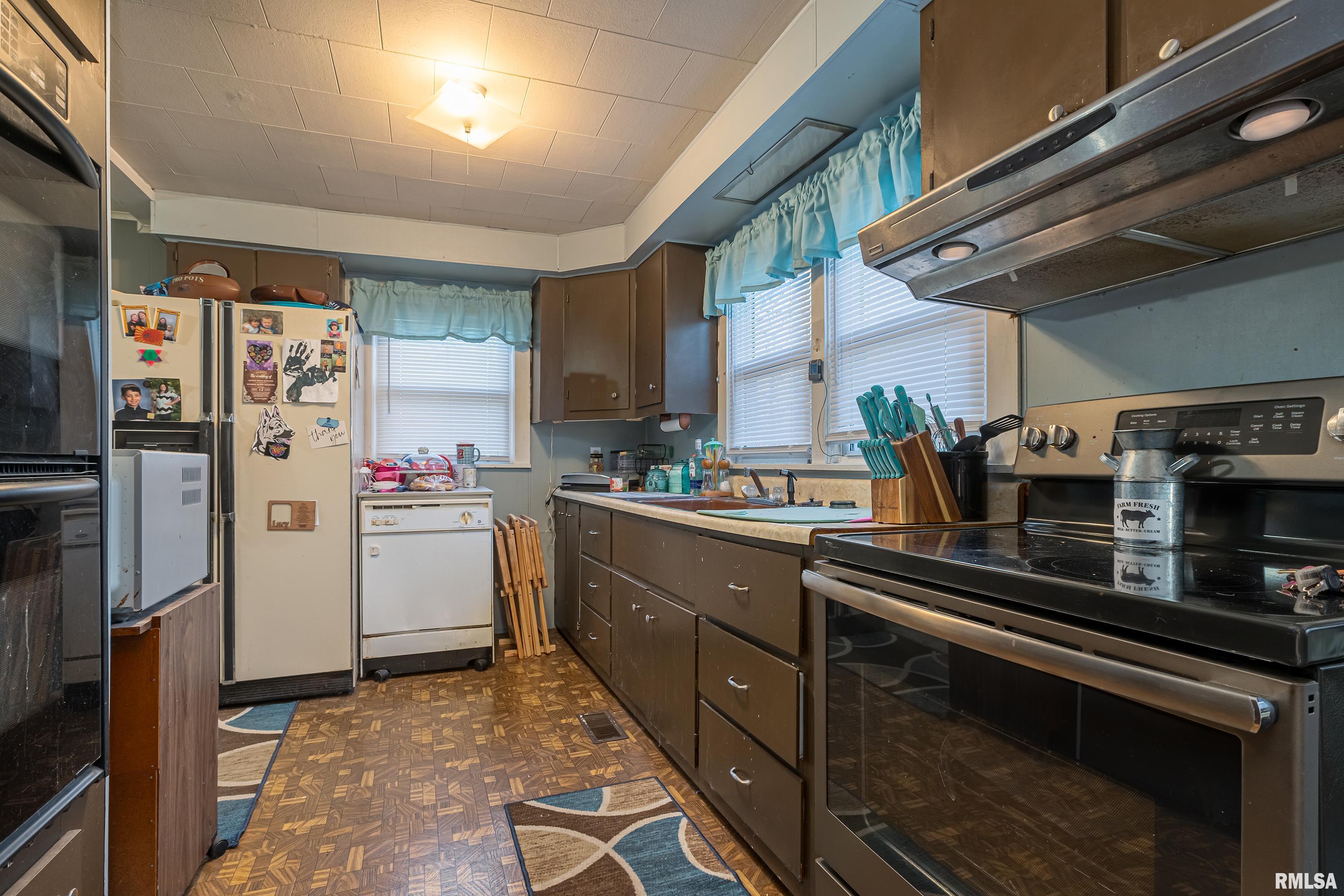 11938 Hudgens Road Marion, IL 62959 - Photo 10 of 24 Gallery Image 10