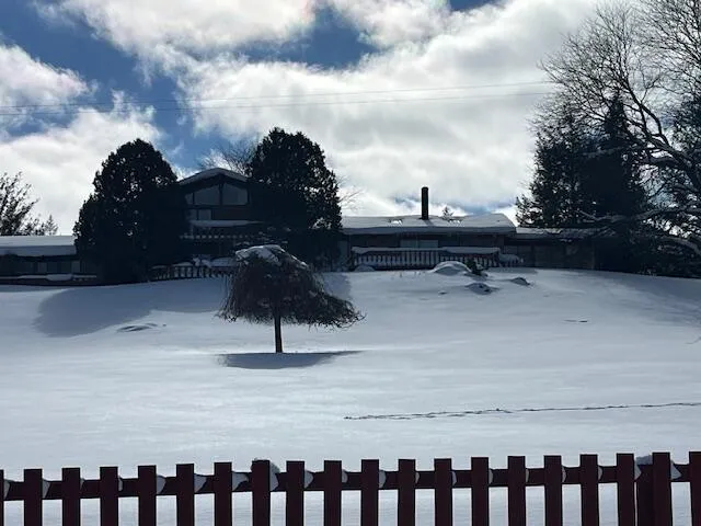 $875,000 | 8903 Maidens Road, Bear Lake, MI 49614