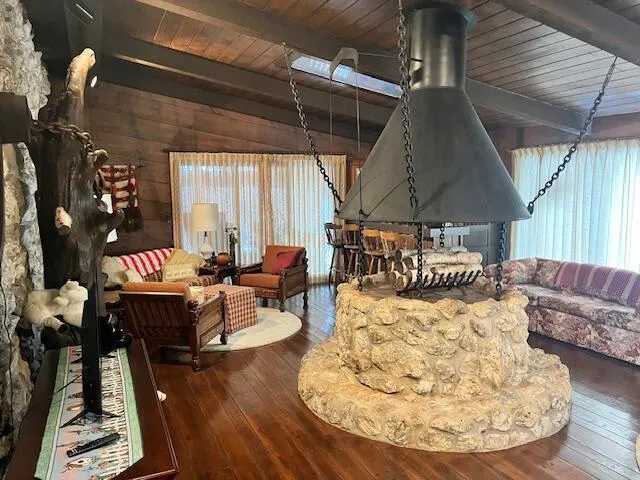 $875,000 | 8903 Maidens Road, Bear Lake, MI 49614